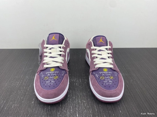 Kick Theory Jordan Low DR8057-500 (W) Air Unity 1 0706
